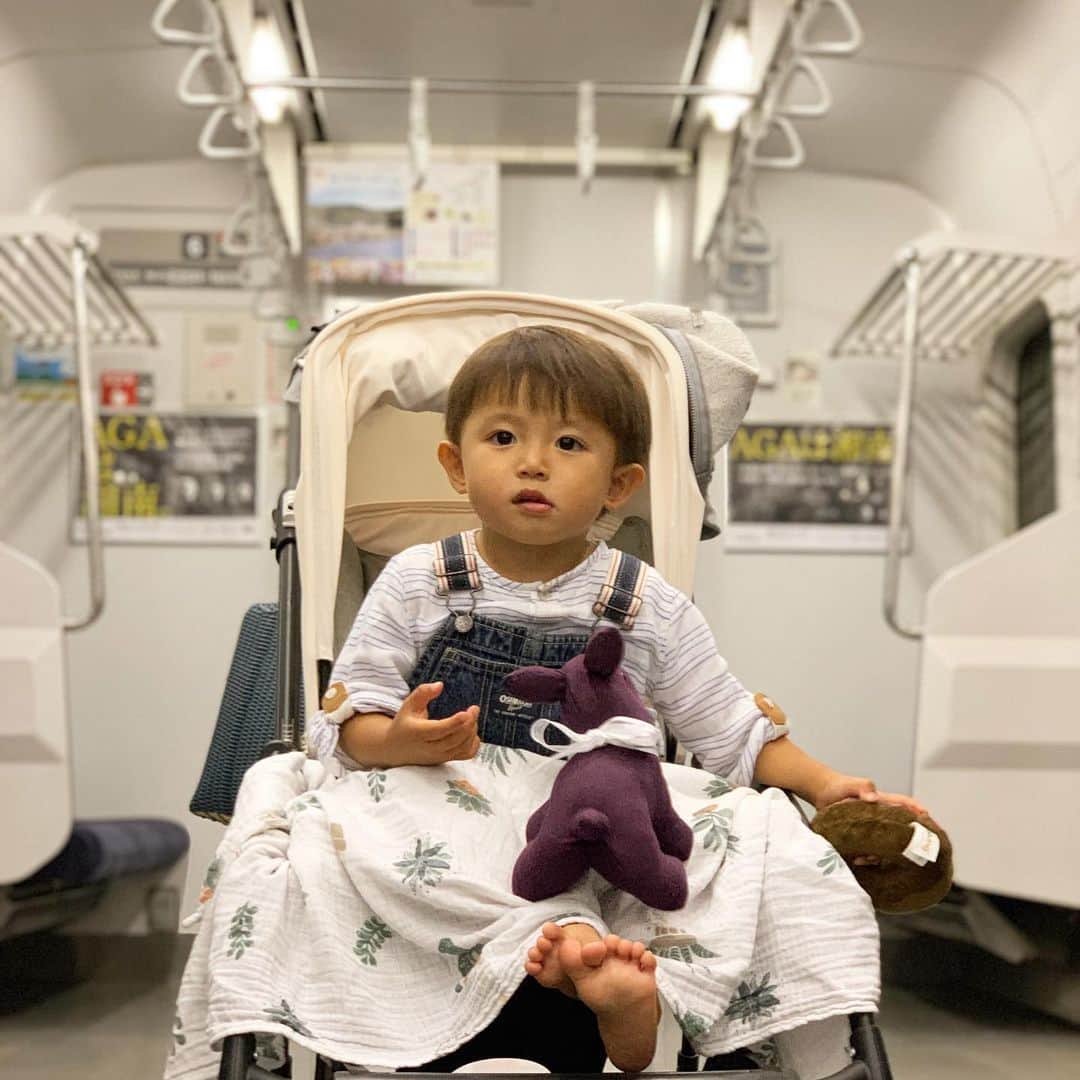 DaisukeNのインスタグラム：「#🚃 . . #train #japanesetrain #toukaidouline #kids #boy #son #電車男 #電車に乗る」