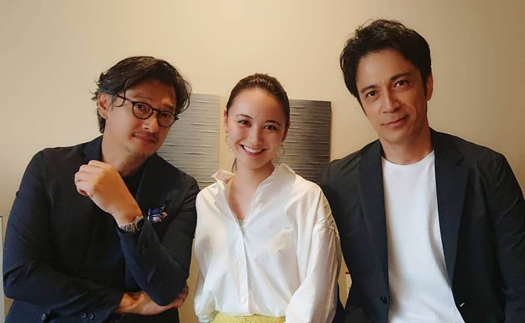 富永沙織さんのインスタグラム写真 - (富永沙織Instagram)「船田さん(加藤章太郎さん)と冴木さん(直樹さん)と🌹✨ ・ #港区おじさん  #港区おじさんトークショー #港区  #港区女子  #東京カレンダー  #トーク  #グランドハイアット東京  #加藤章太郎 さん #直樹 さん #minatoku  #minatokuoniisan  #talkshow #talkshow  #talk  #tokyo  #culture」6月2日 22時05分 - saori_tominaga