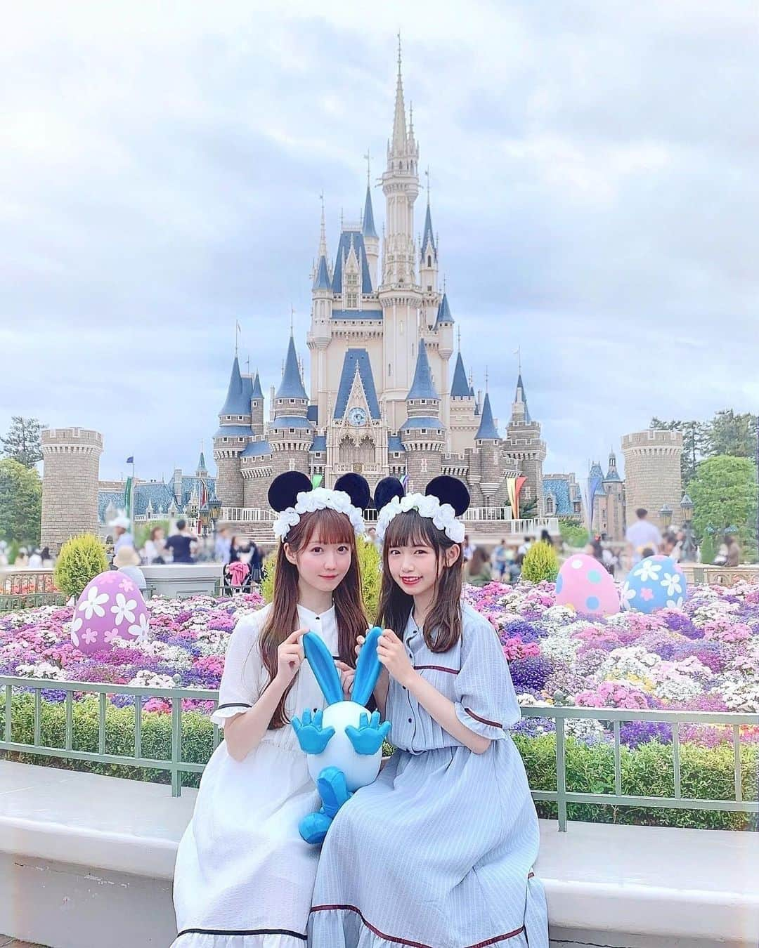 大谷映美里さんのインスタグラム写真 - (大谷映美里Instagram)「🐭🏰🐭🏰 ㅤㅤㅤㅤㅤㅤㅤㅤㅤㅤㅤㅤㅤ みさきちとお揃いしたんだあ💍💭💕 ワンピースは #lebeccaboutique 🌸 ㅤㅤㅤㅤㅤㅤㅤㅤㅤㅤㅤㅤㅤ #ディズニーランド #ディズニーイースター」6月2日 22時20分 - otani_emiri