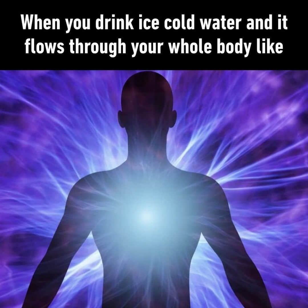 9GAGさんのインスタグラム写真 - (9GAGInstagram)「Especially after you eat something mint flavoured⠀ #water #mint #9gag」6月2日 22時30分 - 9gag