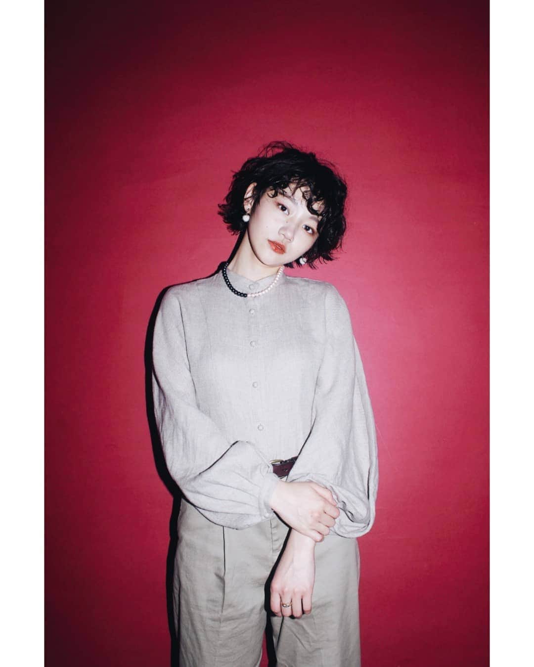 のインスタグラム：「. #kumaxYUKINO  Hair cut-perm-styling / NAO (switch) Make up / MINAMI ISHIMOTO (switch) Guest / YUKINO (switch guest 1st) Photo / T.KUMAMOTO (switch)  #クマナリ #photobykumamoto」