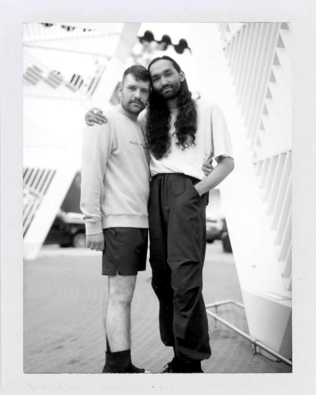 Club Monacoのインスタグラム：「“Pride is just being yourself and being accepted for who you are.” ⠀⠀⠀⠀⠀⠀⠀⠀⠀ Jayson—and Brian, Club Monaco visual merchandising team, dating for two years ⠀⠀⠀⠀⠀⠀⠀⠀⠀ Love Starts Here In honor of Pride 2019 and the 50th anniversary of Stonewall Uprising, we celebrate love in partnership with Stonewall Community Foundation. ⠀⠀⠀⠀⠀⠀⠀⠀⠀ Share your story @clubmonaco #CMPride #pride  A very special thank you to all who gave their time to this project.  Photography & Video: @urka_long Hair & Makeup: @ayumi_yamamoto.hair & @deannahaganmua  #nycaidsmemorial  #NYCAM  #rememberreflectrenew」