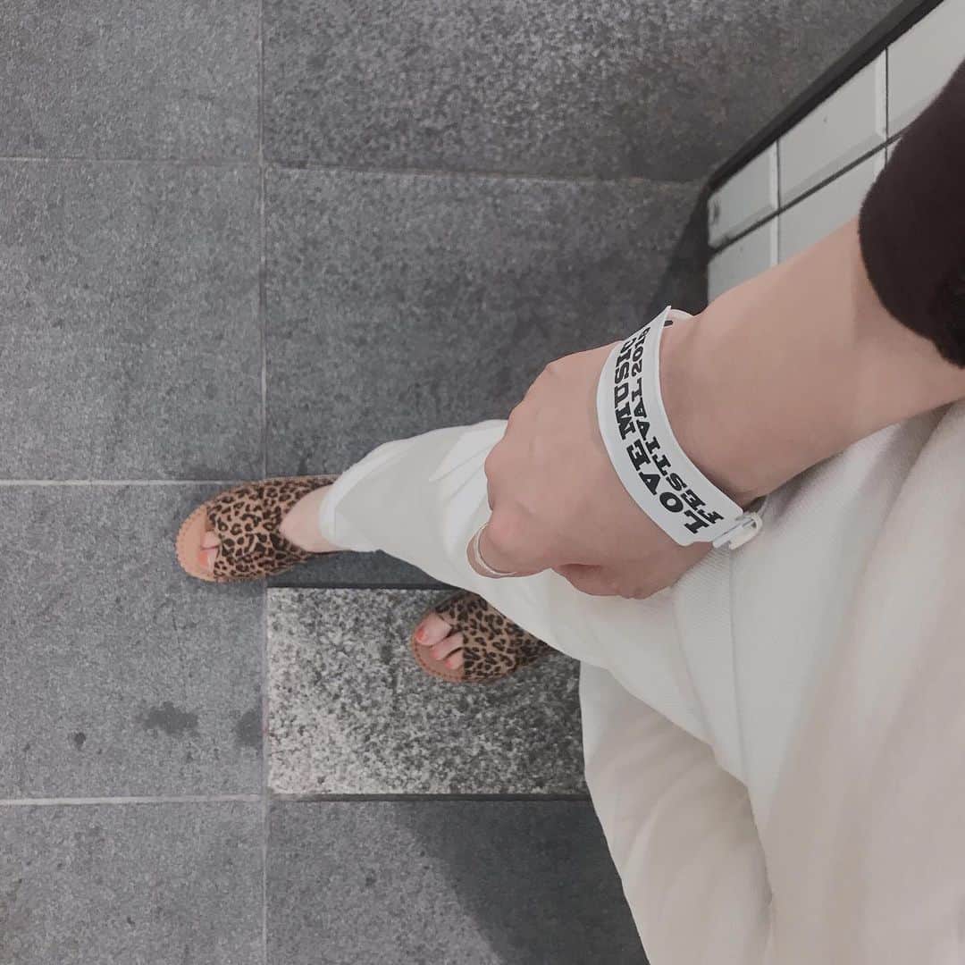 後藤夕貴のインスタグラム：「最高でした ＿＿＿＿＿＿＿＿＿＿＿＿ #lovemusicfestival #yonige #夜の本気ダンス  #bish #myfirststory  #theoralcigarettes  #東京スカパラダイスオーケストラ  #shishamo  #大先輩の #森高千里 さん」