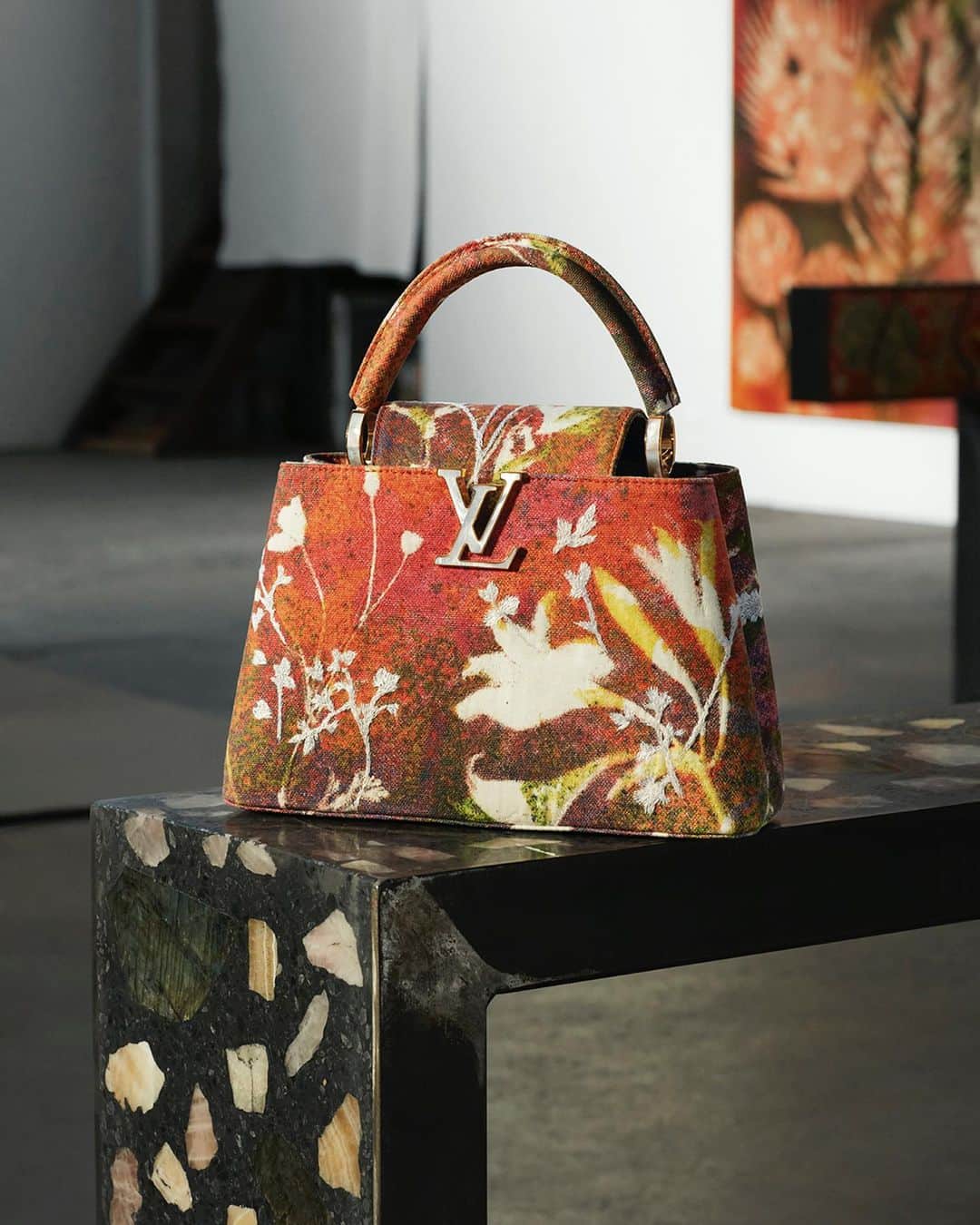 のインスタグラム：「Artycapucines: six contemporary artists bring their visions to #LouisVuitton’s iconic Capucines bag. Discover the limited-edition creation by #SamFalls via link in bio.」