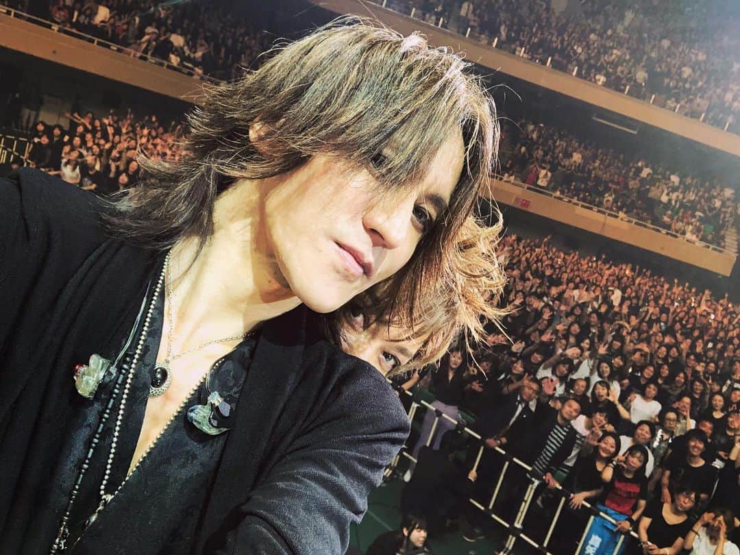 SUGIZOさんのインスタグラム写真 - (SUGIZOInstagram)「From Budokan with Love 0531🤣.」6月3日 1時57分 - sugizo_official