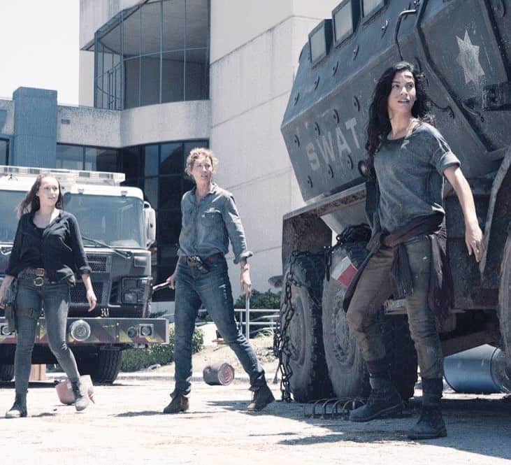ダナイ・ガルシアさんのインスタグラム写真 - (ダナイ・ガルシアInstagram)「@feartwd is officially back tonight!!! 🔥🔥🔥🔥🔥🔥🔥🔥🔥🔥🔥 #thisishappening #shows #comingsoon #lucianaisback #workflow #danaygarcia #amc @jennaelfman @alyciajasmin #funtimes #gratitude #gracisportanto #tih #thisishappening #amc @amc_tv  Never forget the magic.」6月3日 2時00分 - danaygarcia1