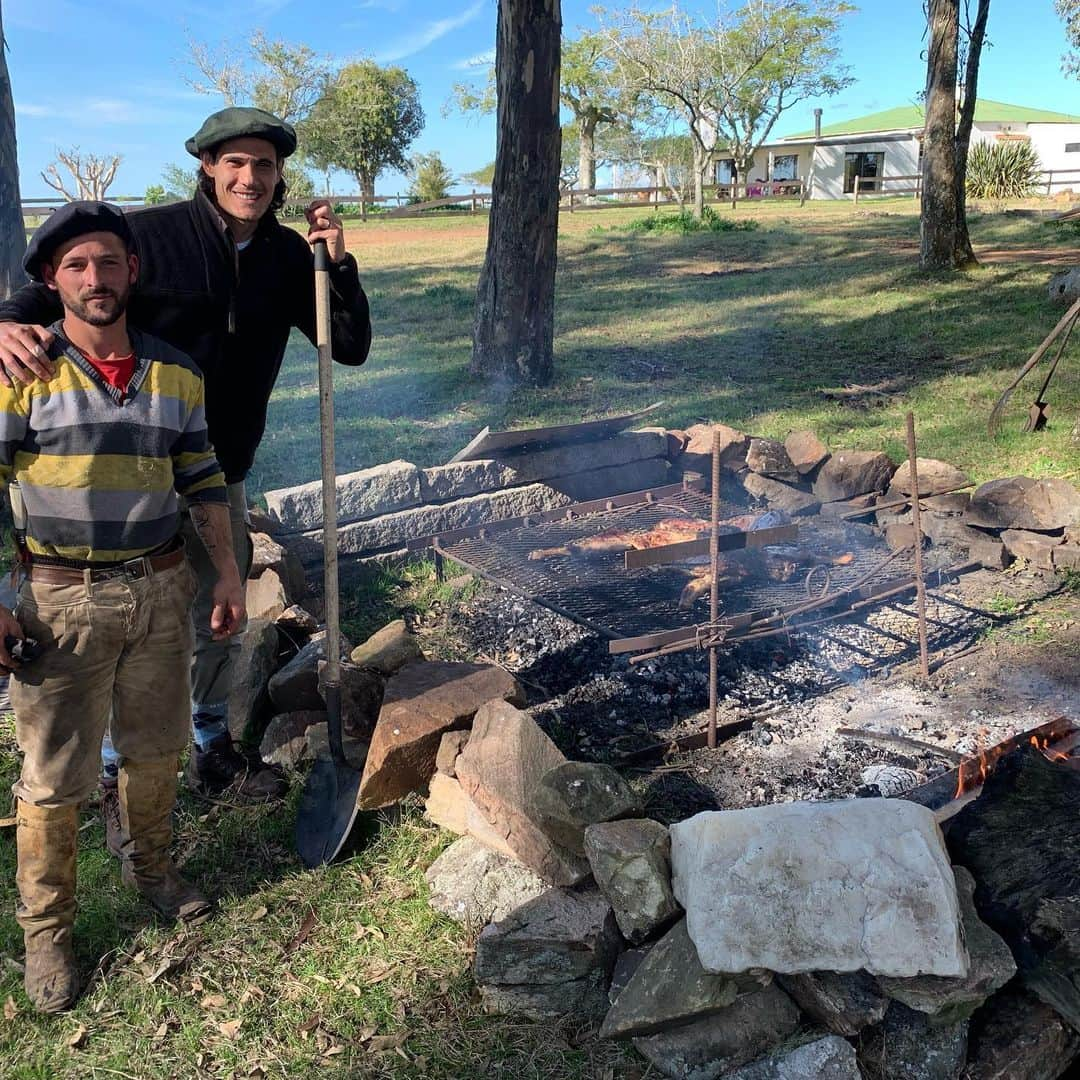 エディンソン・カバーニさんのインスタグラム写真 - (エディンソン・カバーニInstagram)「Cultura de mi País 🇺🇾... Cultura del mio 🇺🇾... Culture of my country🇺🇾... Culture de mon pays🇺🇾...」6月3日 2時00分 - cavaniofficial21