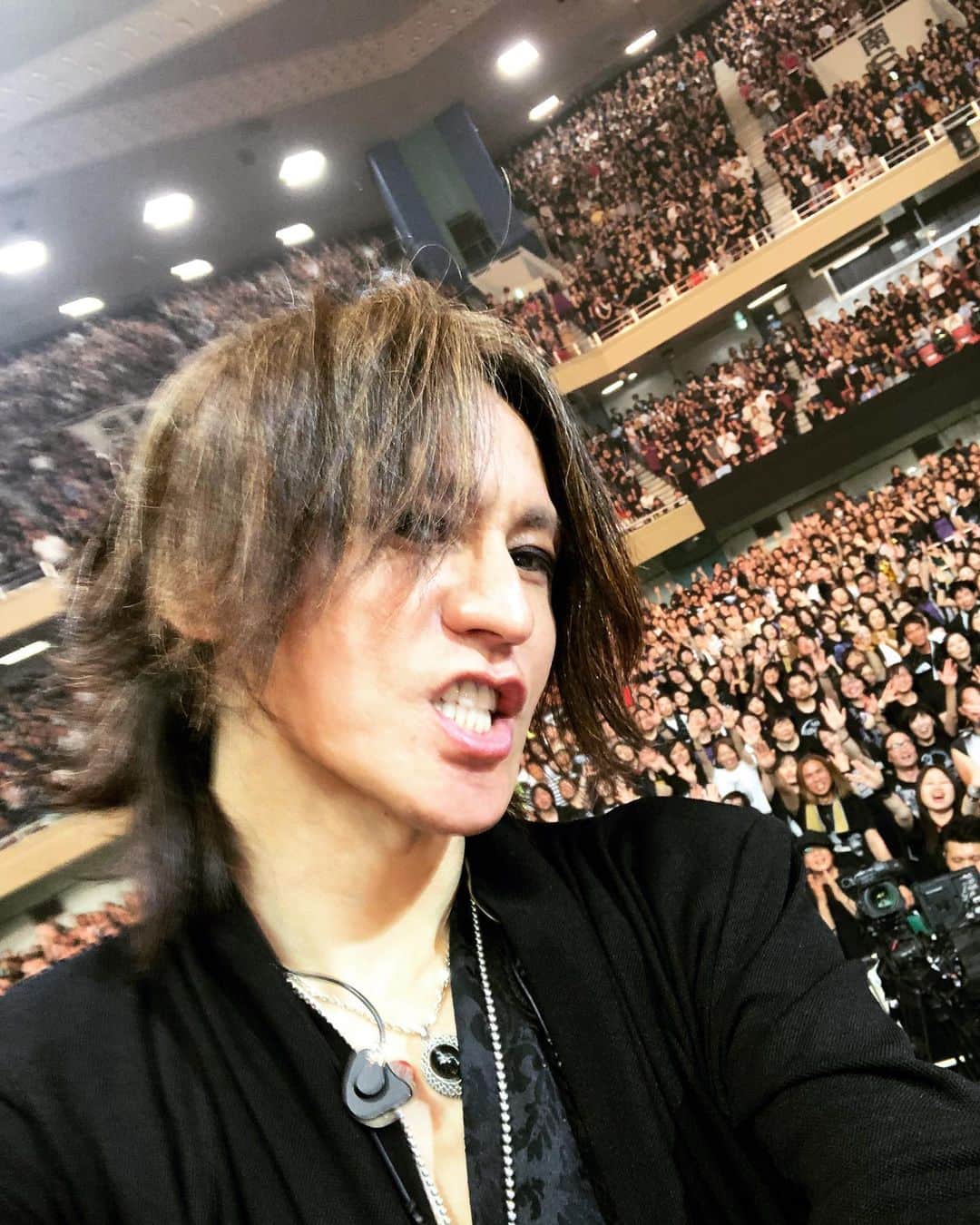SUGIZOさんのインスタグラム写真 - (SUGIZOInstagram)「From Budokan with Love 0601.」6月3日 2時01分 - sugizo_official