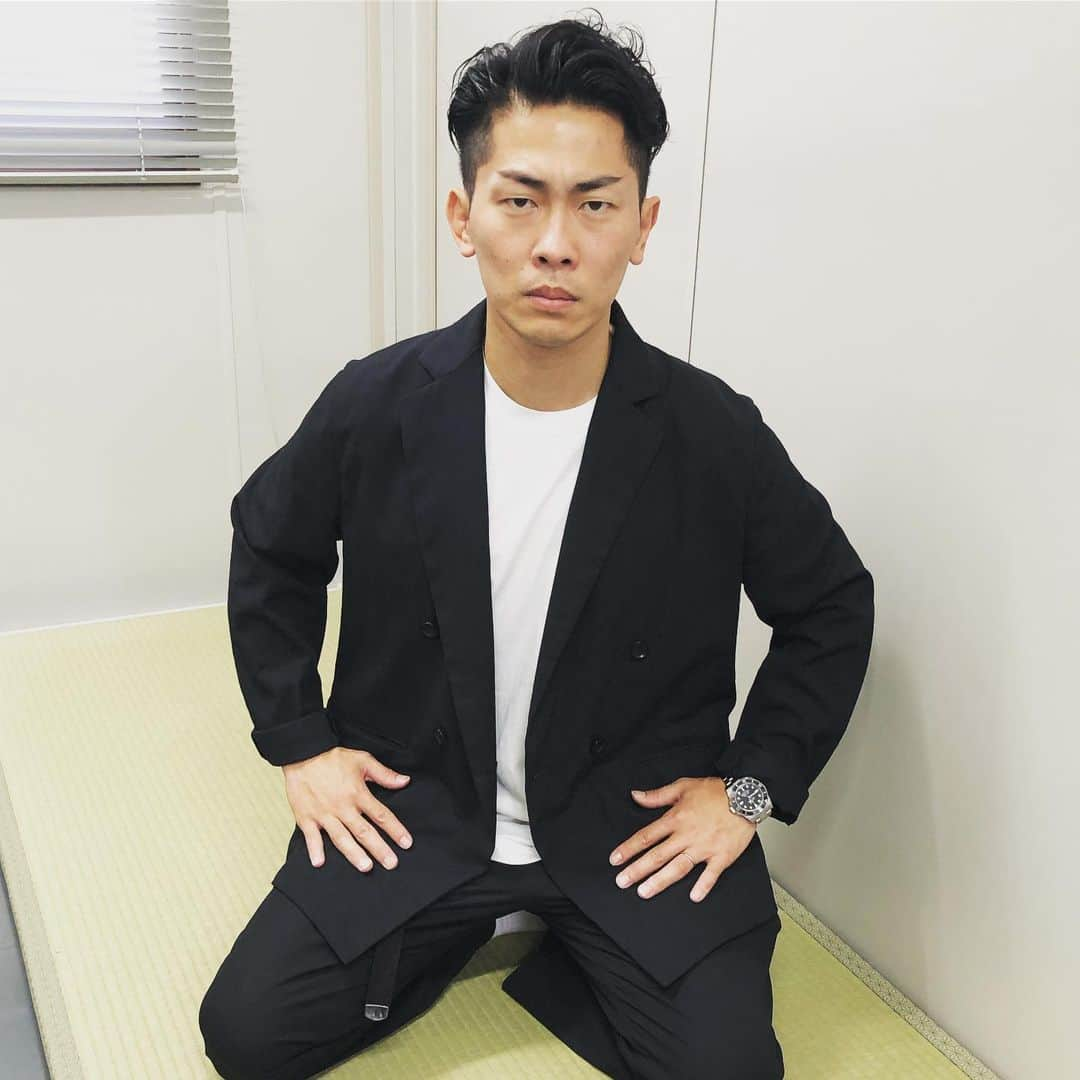 太田博久さんのインスタグラム写真 - (太田博久Instagram)「私ごとで恐縮ですが、この度、妻近藤千尋が第二子を授かりました事をご報告させて頂きます。新しい家族が増える事を、とても嬉しく、そして有り難く感じております。なのでこれから、さらに頑張っていきたいと思っていますという表情です。よろしくお願いいたします。」6月3日 13時18分 - hirohisaota