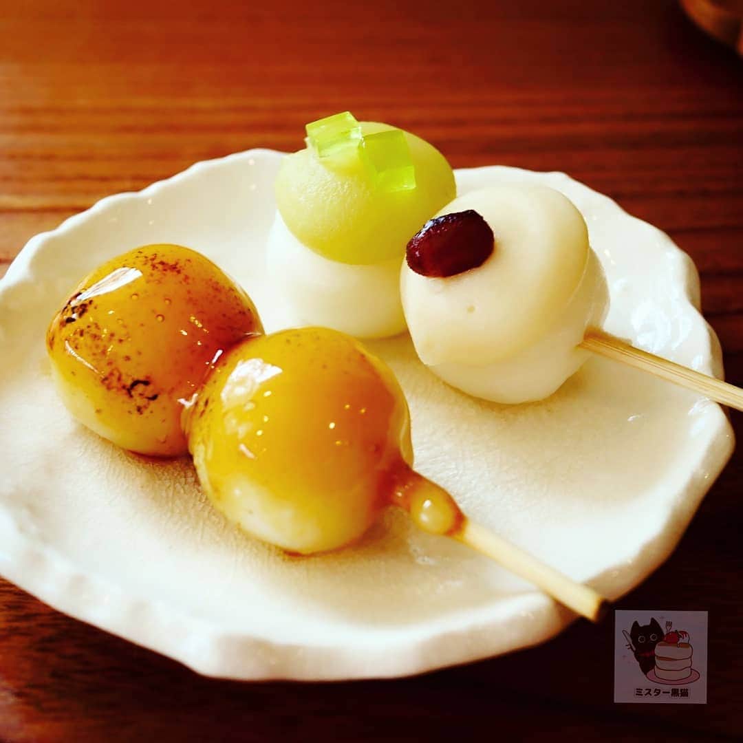 ミスター黒猫（黒猫仙人）のグルメインスタ