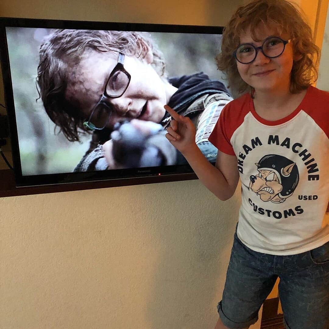 メジャー・ドッドソンのインスタグラム：「Super proud of my little brother @cooper_dodson !  Welcome to #TWDfamily」