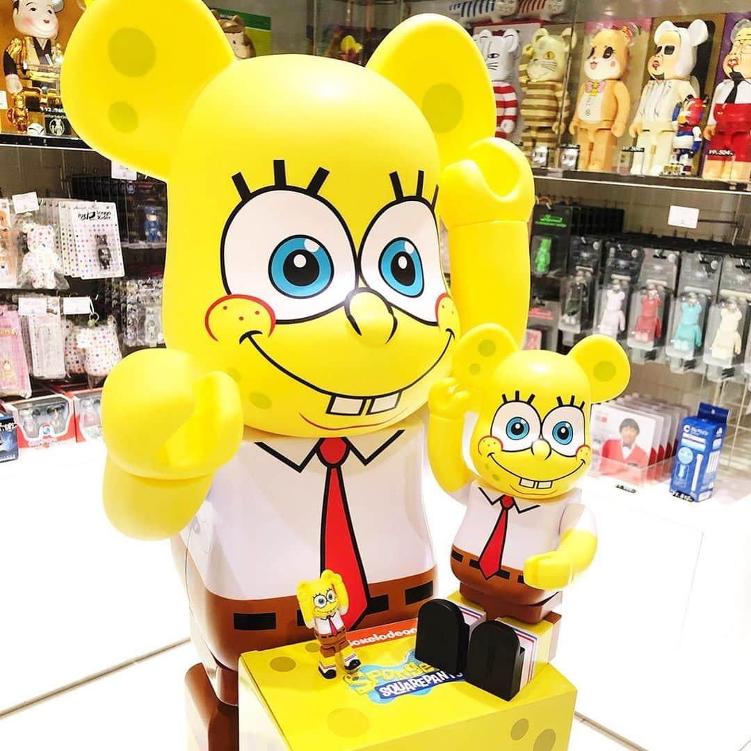 MEDICOM TOYさんのインスタグラム写真 - (MEDICOM TOYInstagram)「🧽 (C) 2019 Viacom International Inc. All Rights Reserved. Nickelodeon, SpongeBob SquarePants and all related titles, logos and characters are trademarks of Viacom International Inc. Created Stephen Hillenburg.  #spongebob #スポンジボブ #bearbrick #medicomtoy #ベアブリック #メディコムトイ」6月3日 12時28分 - medicom_toy