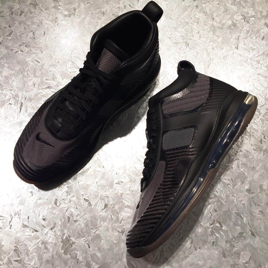 H BEAUTY&YOUTHさんのインスタグラム写真 - (H BEAUTY&YOUTHInstagram)「＜NIKE × LeBron James × JOHN ELLIOTT＞ Lebron × JE Icon “Triple Black” ¥25,000-(+tax)  #H_beautyandyouth @h_beautyandyouth  #BEAUTYANDYOUTH #Unitedarrows #NIKE #lebronjames#johnelliott」6月3日 12時51分 - h_beautyandyouth