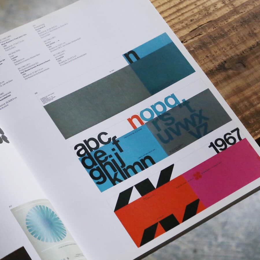 nostos booksさんのインスタグラム写真 - (nostos booksInstagram)「オープンしました。本日の #ノストスオススメ は『Wim Crouwel: Mode En Module』。﻿⠀﻿ ⠀﻿ オランダのグラフィックデザイナーでありタイポグラファーでもある、ウィム・クロウェルの包括的なデザインワーク集。428ページのボリューム感ある作品集です。⠀﻿ ⠀﻿ 前半は自身の仕事場の風景や、手がけたプロジェクトを写真とテキストで紹介。 後半は書体「New Alphabet」のデザインをはじめ、IBM、アムステルダム市立美術館、数々のCIやエディトリアルデザインをカラーで収録しています。⠀﻿ ⠀﻿ グリッドシステムを活用した構成、シンプルな色使い、システマチックで合理的なデザインはため息の出る美しさ。真似できそうでできない、憧れのウィム・クロウェルデザインを網羅した1冊です。⠀﻿ ⠀﻿ 同じくオランダ出身のグラフィックデザイナー、カレル・マルテンスによるブックデザインにもご注目。レイアウトの参考にも。(石井)﻿ ⠀﻿ ﻿ #typo #typography #デザイン #design #graphic #グラフィックデザイン #graphicdesign #タイポグラフィ #タイポグラフィー﻿ #nostosbooks #ノストスブックス #松陰神社前 #松陰神社前駅 #世田谷線 #古書店  #東京古書店」6月3日 12時54分 - nostosbooks