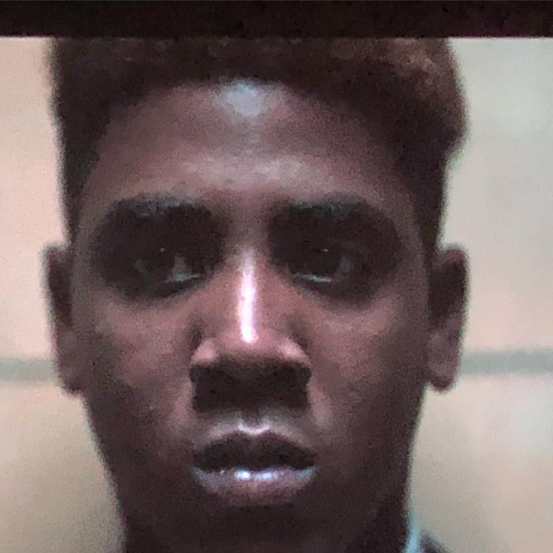 オプラ・ウィンフリーさんのインスタグラム写真 - (オプラ・ウィンフリーInstagram)「Have you all seen @whentheyseeus pt 4? Can we all stand up and give @jharreljerome a round of applause. 👏🏽👏🏽👏🏽👏🏽 Incredible performance #standingovation」6月3日 12時56分 - oprah