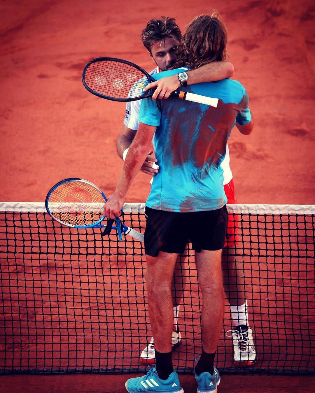 スタニスラス・ワウリンカさんのインスタグラム写真 - (スタニスラス・ワウリンカInstagram)「What a day...what a match...what an opponent...what a atmosphere!!Tennis doesn’t get better than this! 🤗🙏🏻🧡 #respect #battle #paris #love」6月3日 4時24分 - stanwawrinka85