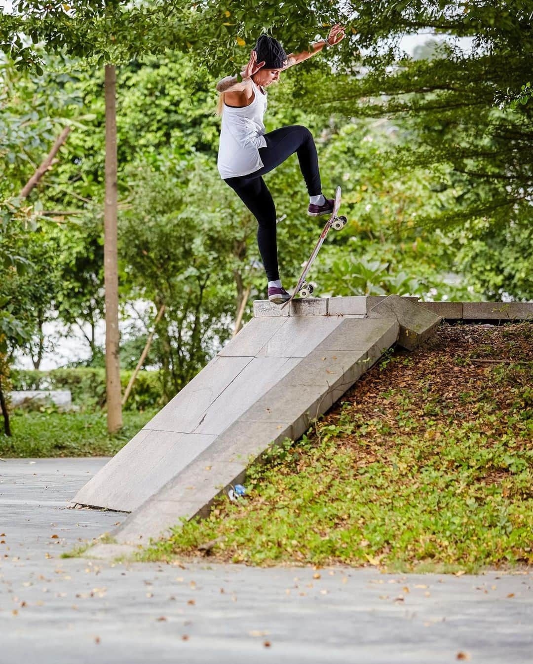 Nike Skateboardingさんのインスタグラム写真 - (Nike SkateboardingInstagram)「Want more “GIZMO”? @thrashermag checks in with the crew on their epic journey. Read the article and meet the gizmos at thrashermagazine.com.  @elissa_steamer @leticiabufoni @hayley_wilsonn @aori_nishimura. @josielori  #nikesb | 📷 @ryanflynn @samuelmcguire」6月3日 5時58分 - nikesb