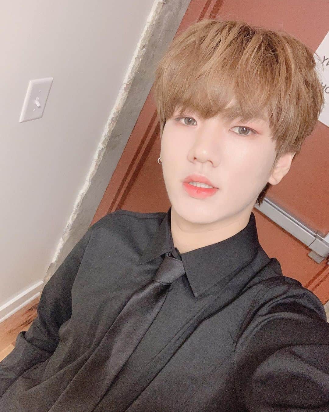 UP10TIONさんのインスタグラム写真 - (UP10TIONInstagram)「오늘은 New Jersey 짜라구오께용💕 #업텐션 #up10tion #환희 #NewJersey #한국은새벽...」6月3日 5時52分 - u10t_official
