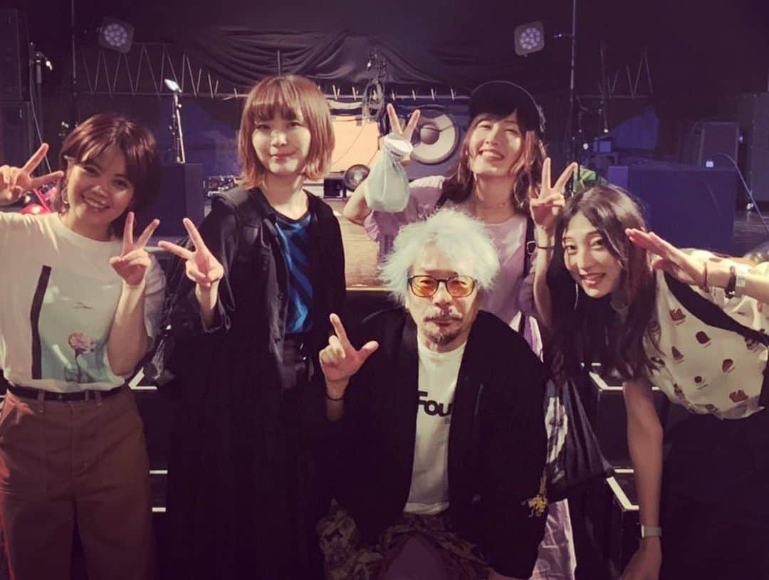 澤村小夜子さんのインスタグラム写真 - (澤村小夜子Instagram)「昨日はラスト高松！ #高松DIME に来てくれたみんな ありがとう(๑′ᴗ‵๑) スタッフのみなさんも元気そうで何よりでした♡ 長い間お世話になりました！ . 打ち上げで、すだち酒を浴びるように二杯飲んで お腹いっぱいだったけど 勢いでめちゃくちゃ美味しい餃子を食べて帰りました☺️ さっきもみんなで朝うどんしてきたよ◎ 昨日と今日でうどん4杯くらい食べてるなぁ。笑 高松最高でした🥰🙏🏻ばいびー！ . . #ねごと #ラストツアー #ライブ  #drum #drummer #ドラム #ドラマー #高松 #寝起きうどん #釜バター #毎朝これがいい #ごちそうさまでした  #バンホーテンさやこ #流石にくたくた」6月3日 9時49分 - sayako_negoto