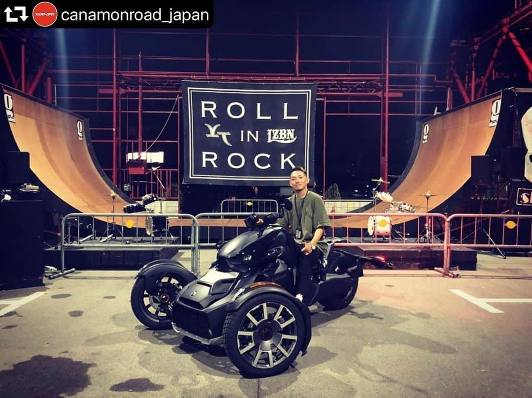 安床武士さんのインスタグラム写真 - (安床武士Instagram)「Ryker🤘🤘🤘 ROLL IN ROCK Vol.4では愛車Rykerも展示していました！ まさかの安床武士にじゃんけんで勝ったら1週間Ryker2台レンタルと旅行券3万円分がもらえる、という主催者も知らないサプライズ賞品があり驚きました(笑) そういう気持ちが何より嬉しいです。ありがとうございました！ #RIR余韻 #RIR #ローリンロック #豪華なじゃんけん大会  #repost @canamonroad_japan ・・・ 大阪で開催された安床武士さん主催のエクストリームスポーツ×ロックのミックスアップイベント「Roll in Rock」にもRykerが参加しました！  @takeshiyasutoko  #brpjapan #CanAmOnRoad #CanAmRyker #Ryker #RideLikeNoOther #トライク #リバーストライク #3輪バイク #普通免許で乗れる #ライフスタイル #RollinRock #大阪 #名村造船所跡地 #安床武士」6月3日 10時47分 - takeshiyasutoko