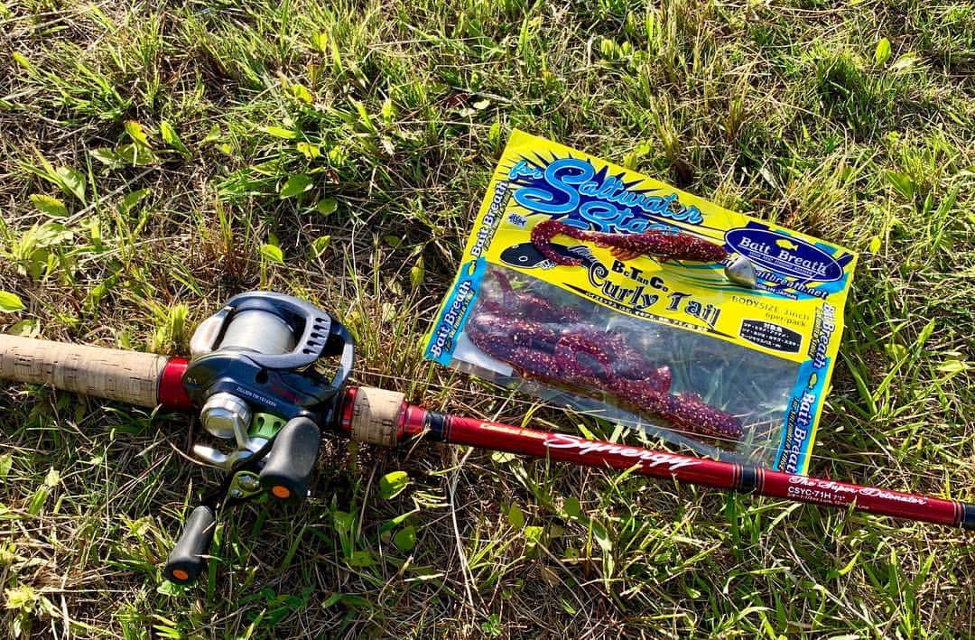 清水盛三さんのインスタグラム写真 - (清水盛三Instagram)「北海道室蘭でベイトブレスカップin室蘭のロックフィッシュトーナメントイベントが無事に終わりました‼️ 総勢約130名のエントリーがあってイベントは大盛況‼️ また機会があれば是非遊びに来たいです😁 参加された皆様、スタッフのみんなお疲れ様でした🎣  #ベイトブレス #baitbreath  #北海道 #hokkaido  #室蘭 #muroran  #ロックフィッシュ #rockfishing  #ちなみにわたくしの順位はTOP10ギリギリの10位でした✌️ #ベタンコカーリー #3in  #1oz #tesasrig  #シナジー #スーパーディトネーター  #ジリオンtw1516xxh  #シューター18lb  #セオライズ3/0」6月3日 11時20分 - morizo_shimizu