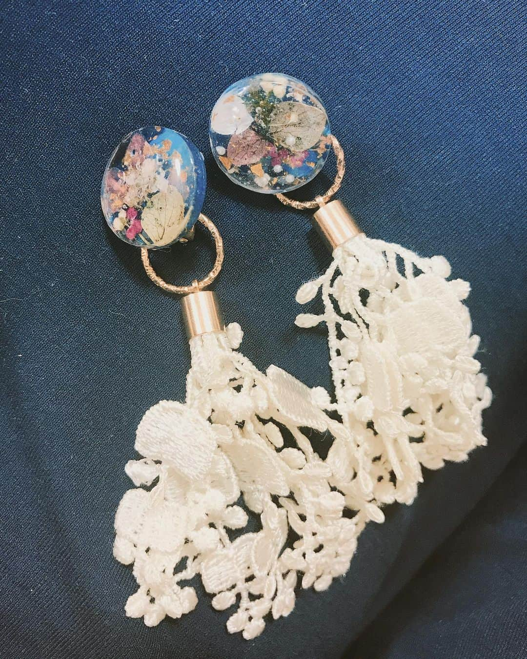 氷浦紫さんのインスタグラム写真 - (氷浦紫Instagram)「#昨日のコーデ イヤリングは#handmadeaccessory  付けたいデザインで作ったよ～‪((((〃･ω･)ﾉ♡‬ #fifth#ウエストギャザーロングワンピース #Sサイズ#inner もfifthの#vネックレースキャミニット  です。  #fifthtl #163cm#氷浦紫 #yukalihiula #イアラ#イアラモデルエージェンシー #iara#iaramodelagency #Minne#minneで販売中 #タッセルイヤリング#tassel#earrings」6月3日 22時36分 - yukalihiula