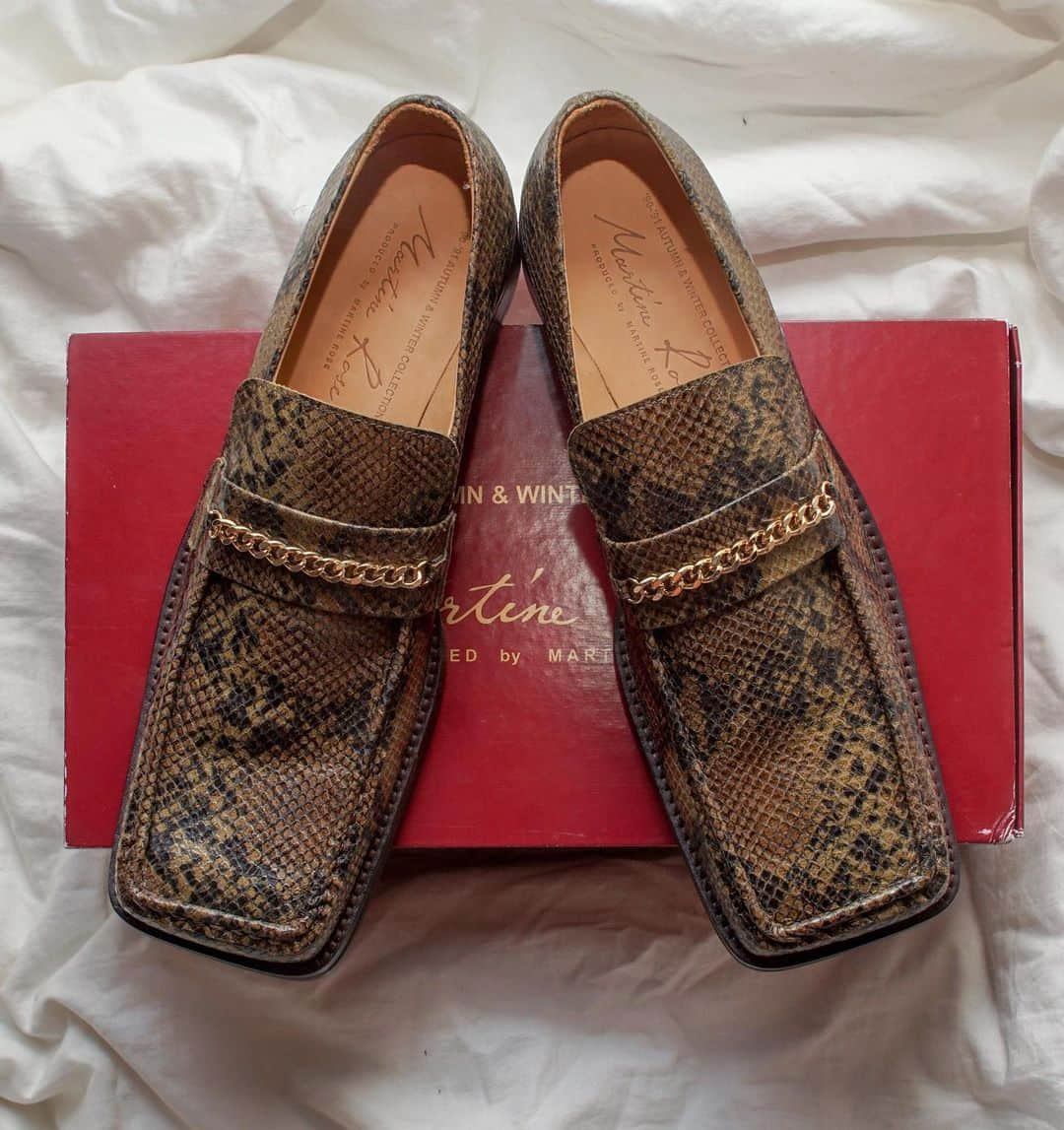 Junyoungさんのインスタグラム写真 - (JunyoungInstagram)「항공모함 . . . #martinerose #martineroseloafers #loafers #python #pythonloafers #pythonshoes #corsocomo10 #corsocomo #마틴로즈 #로퍼 #뱀피 #파이톤 #마틴로즈로퍼 #꼬르소꼬모 #텐꼬꼬 #킥스타그램 #스퀘어토 #kickstagram #ootd #outfit #menswear #mensfashion #shoes #dailylook お気に入り #カジュアル #コーデ」6月3日 21時12分 - yanggeng88