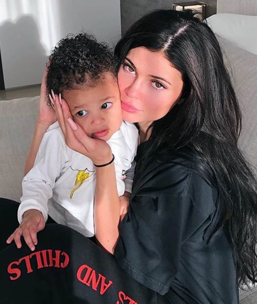 Just Jaredさんのインスタグラム写真 - (Just JaredInstagram)「So scary! @kyliejenner revealed why her daughter Stormi was hospitalized over the weekend. Tap this photo in our LINK IN BIO to find out what happened.  #KylieJenner Photo: regram courtesy @kyliejenner」6月3日 21時29分 - justjared