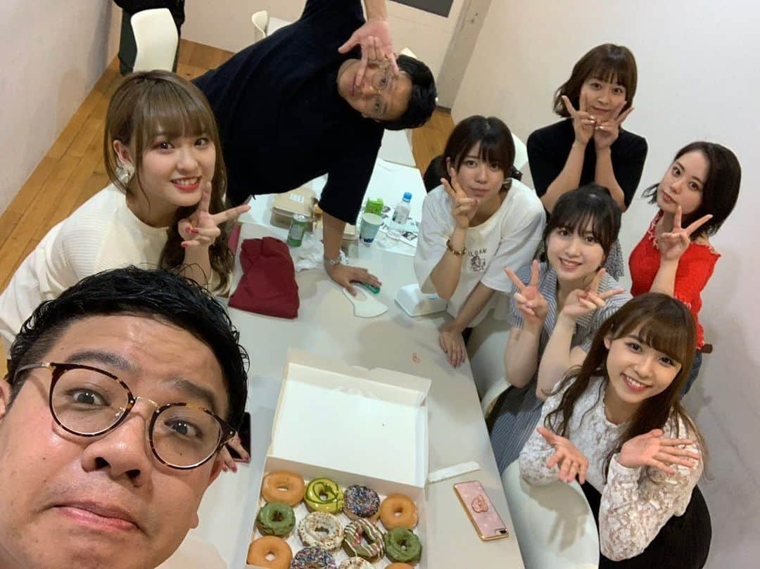 亜生さんのインスタグラム写真 - (亜生Instagram)「今日はチーム8の関西白書。 山田ちゃんは今日で卒業！ #寂し！ #妹おったらこんな感じか #こんな可愛らしい妹たちなら今すぐ欲しい #おとんおかん無理かな #チーム8 #関西白書」6月3日 21時42分 - aseihurricane