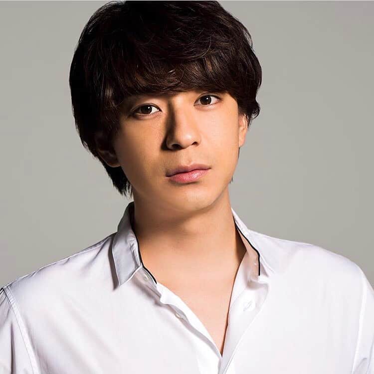 三浦翔平さん大好きのインスタグラム：「とっても出遅れましたが… 翔平さん！お誕生日おめでとうございます🎉 今年は、結婚して初めてのお誕生日ですね🎂 どんなお誕生日を過ごされているのでしょうか？💭 最近は忙しくて、前ほど翔平さんばっかりで頭が埋め尽くすことができなくなりましたが、翔平さんのことを考えるとやっぱり笑顔になるし、翔平さんに影響受けたことがたくさんあるから、今の私があるんだなと思います😌💕 これからも、美玲さんと素敵な温かい家庭を築いてくださいね。 素敵な31歳になりますように。 #三浦翔平#翔平さん#お誕生日#誕生日#happybirthday#birthday#19880603#20190603#63#0603#桐谷美玲 さん」