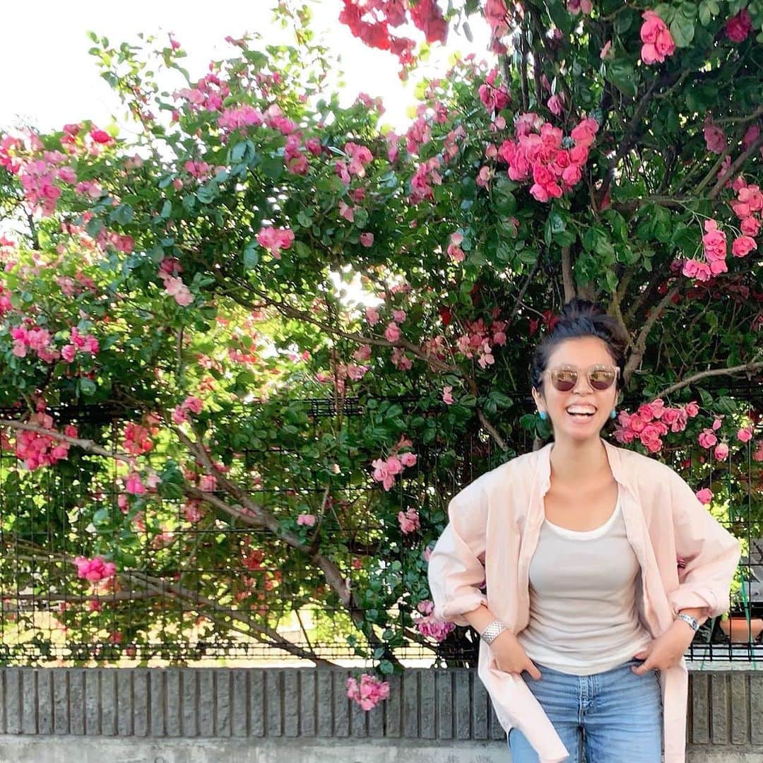 Sayakaのインスタグラム：「* Hello June🌞  最近、嬉しい引き寄せが多い☺️🙏✨ 笑顔いっぱいのHAPPYな6月になりますように💖 . . #hellojune #june #happy #smile #love」