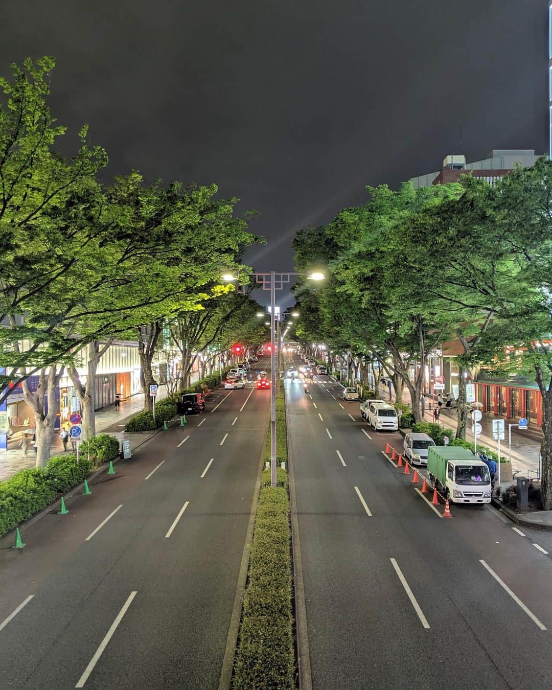 奈良裕也さんのインスタグラム写真 - (奈良裕也Instagram)「📱smartphoneのGoogle Pixelの夜景モードでstreet snap 撮影🌙 鮮やかに かつ鮮明な写り✌️ #pixelで撮影 #夜景モード」6月3日 22時35分 - yuyanara