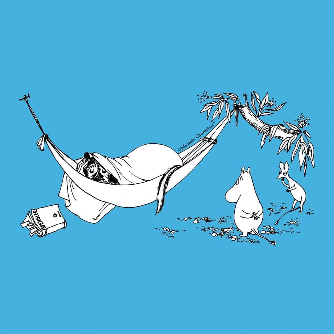 ムーミンさんのインスタグラム写真 - (ムーミンInstagram)「Moomin #Monday - have a Moominous day!💙 Who wishes they could stay in bed (or the hammock) like Muskrat?😂 #moominofficial #mondaymood #moominous」6月3日 13時56分 - moominofficial