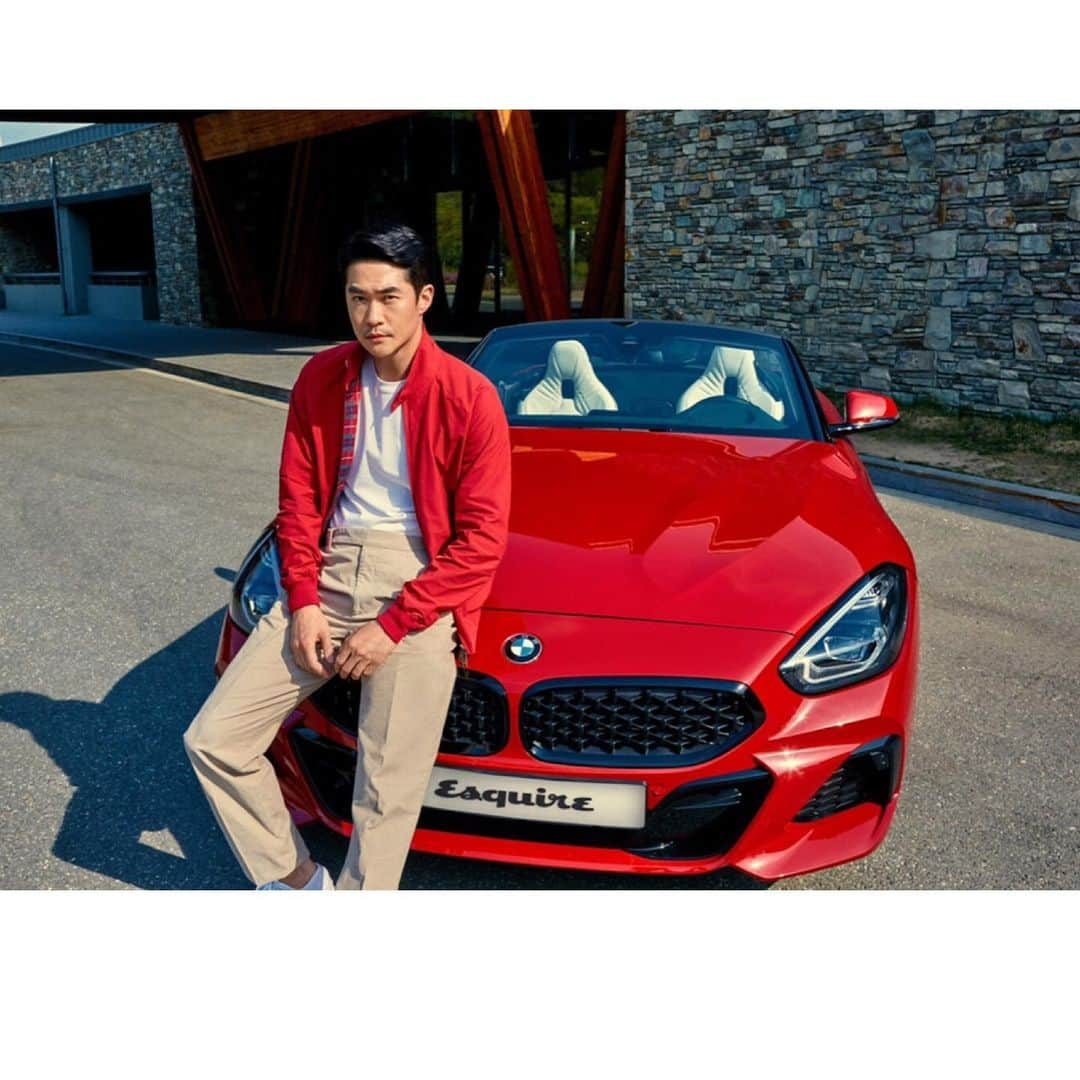 ペ・ジョンナムさんのインスタグラム写真 - (ペ・ジョンナムInstagram)「esquire X bmw z4 😎📸📸📸@esquire.korea @bmw_korea #bmwz4」6月3日 14時09分 - jungnam_bae