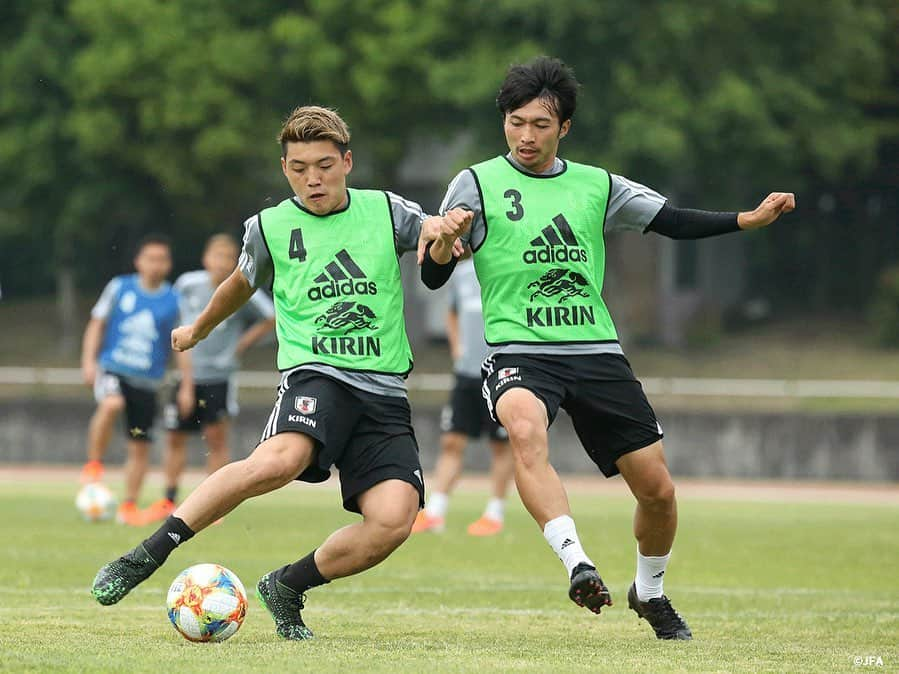 日本サッカー協会さんのインスタグラム写真 - (日本サッカー協会Instagram)「【📸日本代表 Team Cam】6/2(日)、#SAMURAIBLUE はキリンチャレンジカップ2019（6/5＠愛知、6/9＠宮城）に向けて、豊田市内でトレーニングを開始しました。 ・ #daihyo #キリチャレの日 ―――――――――――――――――― キリンチャレンジカップ2019 🆚トリニダード・トバゴ代表 📅6/5(水)19:30KO 📍愛知／豊田スタジアム 📺フジテレビ系列で生中継 ・ 🆚エルサルバドル代表 📅6/9(日)19:00KO 📍宮城／ひとめぼれスタジアム宮城 📺TBS系列で生中継 ・ 👉大会情報はJFA.jpへ ――――――――――――――――――」6月3日 14時31分 - japanfootballassociation