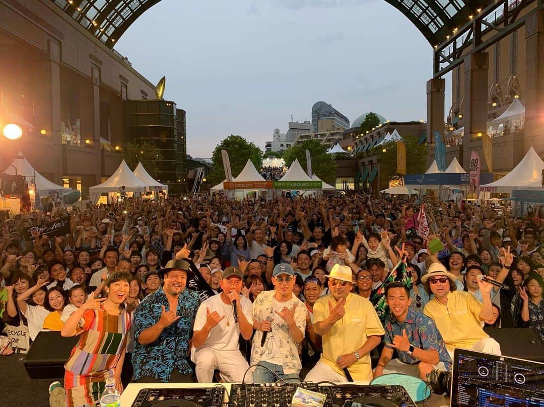 MIGHTY CROWNのインスタグラム：「Had a blast at #alohatokyo  Thanks for having us!  都内で最高な仲間と空間でした！ ＃アロハトウキョー #ebisugardenplace  @crazykenband20 @smoky_tetsuni @00800 @chozenleefire @ellie_omiya @alohayuto @aloha_tokyo_yokohama  #musicislife #aloha #alohavibes  #reggae #Hawaiian #hula」