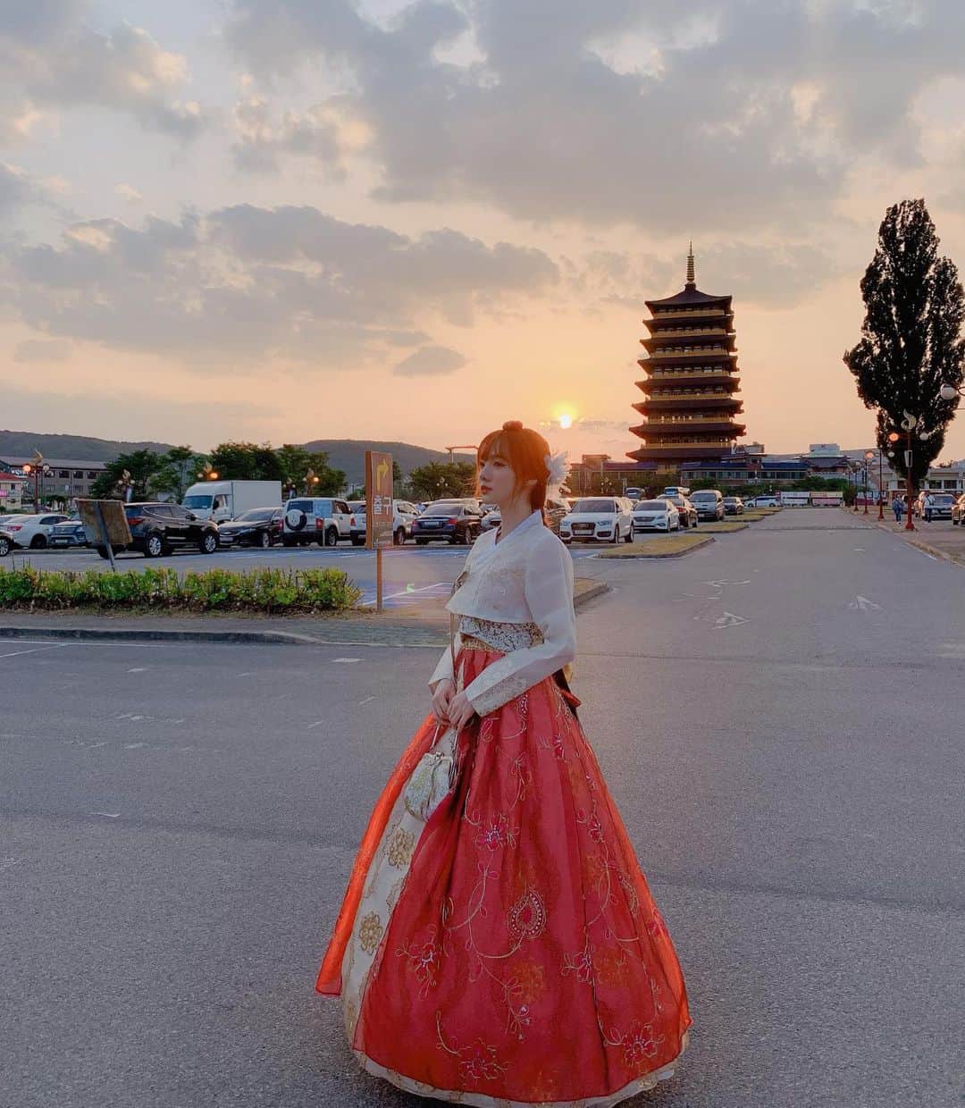 ミンヒ さんのインスタグラム写真 - (ミンヒ Instagram)「여행 가고 싶다..✈️」6月3日 15時04分 - juminhee