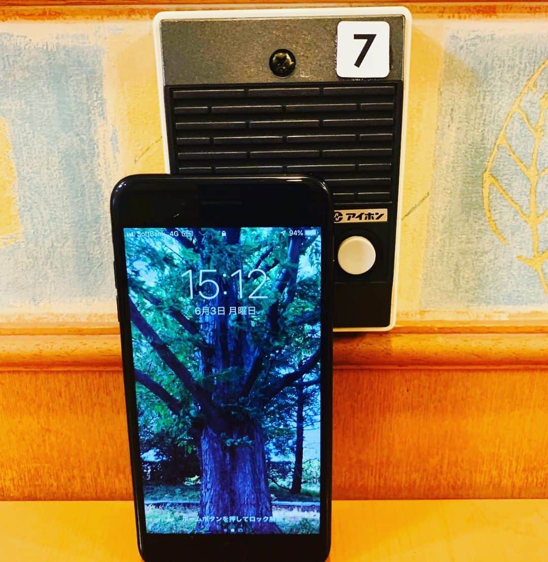 Ju-kenのインスタグラム：「iPhone7とアイホン7、、、 #チーン #名古屋 #喫茶店 #三河屋さん」