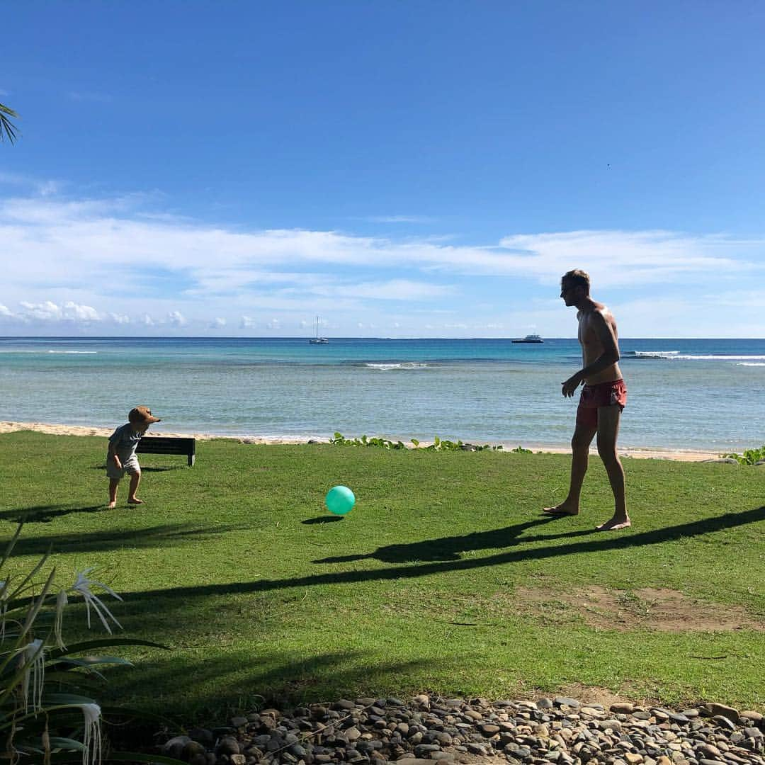 オラ・トイヴォネンさんのインスタグラム写真 - (オラ・トイヴォネンInstagram)「F I J I 🇫🇯 you’ve been great 🌏🌊⚽️」6月3日 15時21分 - olatoivonen20