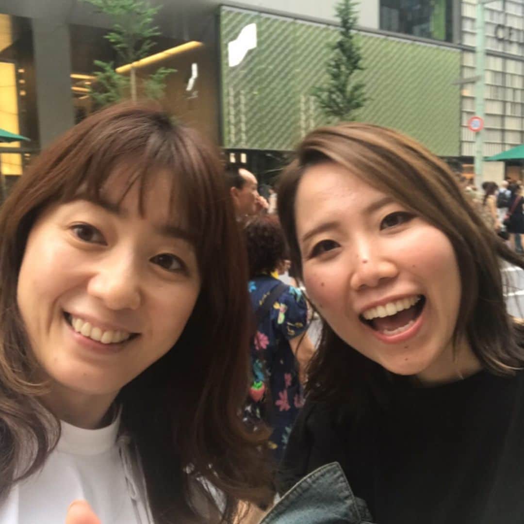 Maiko Shibataさんのインスタグラム写真 - (Maiko ShibataInstagram)「もはや宝塚の事しかあげてないけど🤭笑  観劇とお茶会で弾丸東京へ〜  1ヶ月ぶりのたま様に胸いっぱい🥺🥺🥺♡♡♡ @tuchi_mariko  ありがとうー♡  #たま様#顔ちっちゃ#珠のようなお肌#お顔も心も美し過ぎる#笑って最後はホロリ#最高のお茶会♡」6月3日 16時30分 - maikoshilog