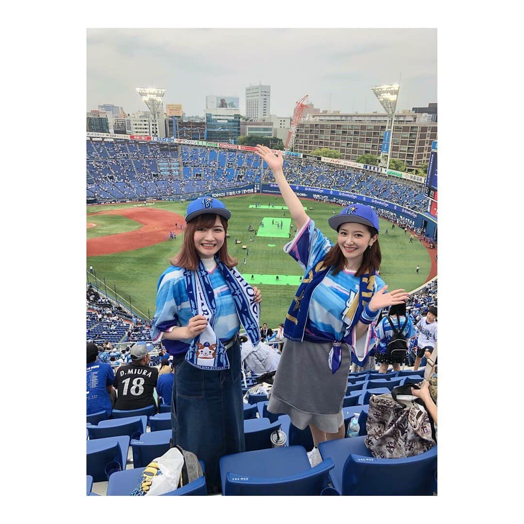 葉月ゆめさんのインスタグラム写真 - (葉月ゆめInstagram)「【YOKOHAMA GIRLS FESTIVAL 2019】⚾️💙 ・ ・ 年々盛り上がっているガルフェス 楓ちゃんと行くことができました ♡ 女性メインのイベントですが 男性の方もフォトスポットで写真を撮ったり めいいっぱい楽しまれている光景をよく目にして とても微笑ましかったです ☺️🎀笑 ・ 試合は負けてしまったけれど 後半盛り上がりました！！！ 石川選手の活躍が嬉しいです ✨ ヤクルトさんおめでとうございました 🎉🐧 #baystars #yokohamagirlsfestival2019 #baseball #npb #instagood #instapic #横浜denaベイスターズ #ベイスターズ #ガールズフェスティバル2019 #ガルフェス #プロ野球 #あいらぶよこはま #ヤクルトスワローズ」6月3日 16時41分 - yume_hazuki