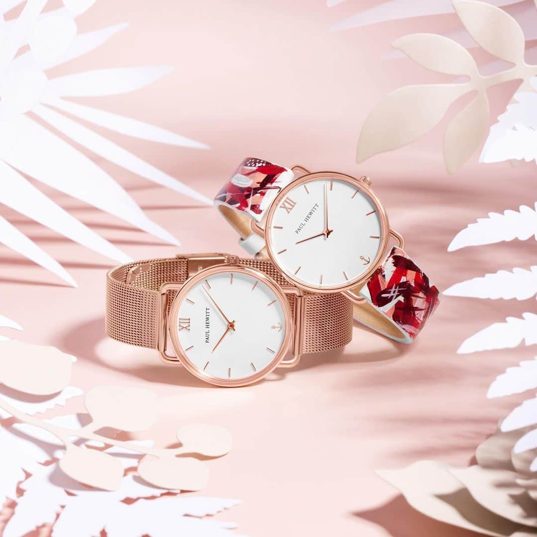 PAUL HEWITTさんのインスタグラム写真 - (PAUL HEWITTInstagram)「NEW IN: each model is unique! Get yourself the new and STRICTLY LIMITED summer set with its handpainted watch strap from @born_originals now! ☀️🌊⚓️ #getAnchored #paulhewitt #missocean #bornoriginals #womenswatch #handpainted #sneaker #sneakeraddicted #original #unique #unicum #summer #summervibes」6月3日 17時00分 - paul_hewitt