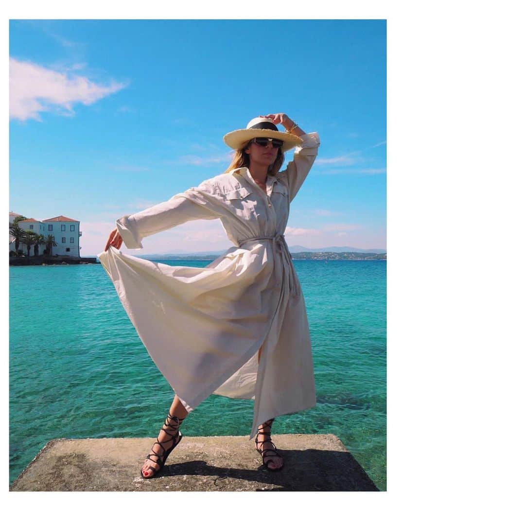 シューマッハさんのインスタグラム写真 - (シューマッハInstagram)「☀️ @stylelove #Takemethere #Greece #vacationmood #warmerdays #lovebythesea #summer #Ocean #mondays #daydreaming #love ☀️」6月3日 17時09分 - dorotheeschumacher