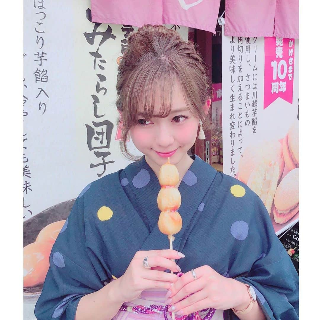 中村比菜さんのインスタグラム写真 - (中村比菜Instagram)「.﻿ ﻿ ﻿ 小江戸を散策🍡🌸﻿﻿ ﻿﻿ ﾟ＊.｡.＊ﾟ＊.｡.＊ﾟ＊.｡.＊ﾟ＊.｡.＊ﾟ﻿﻿ ﻿﻿ ﻿﻿ #川越散策  #小江戸  #kimono﻿﻿ #着物スタイリング #着物ヘア﻿﻿ #着物ヘア #おだんごヘア﻿﻿ #기모노 #유카타﻿﻿ ﻿﻿ ﻿ ﻿」6月3日 17時22分 - ohinachan017