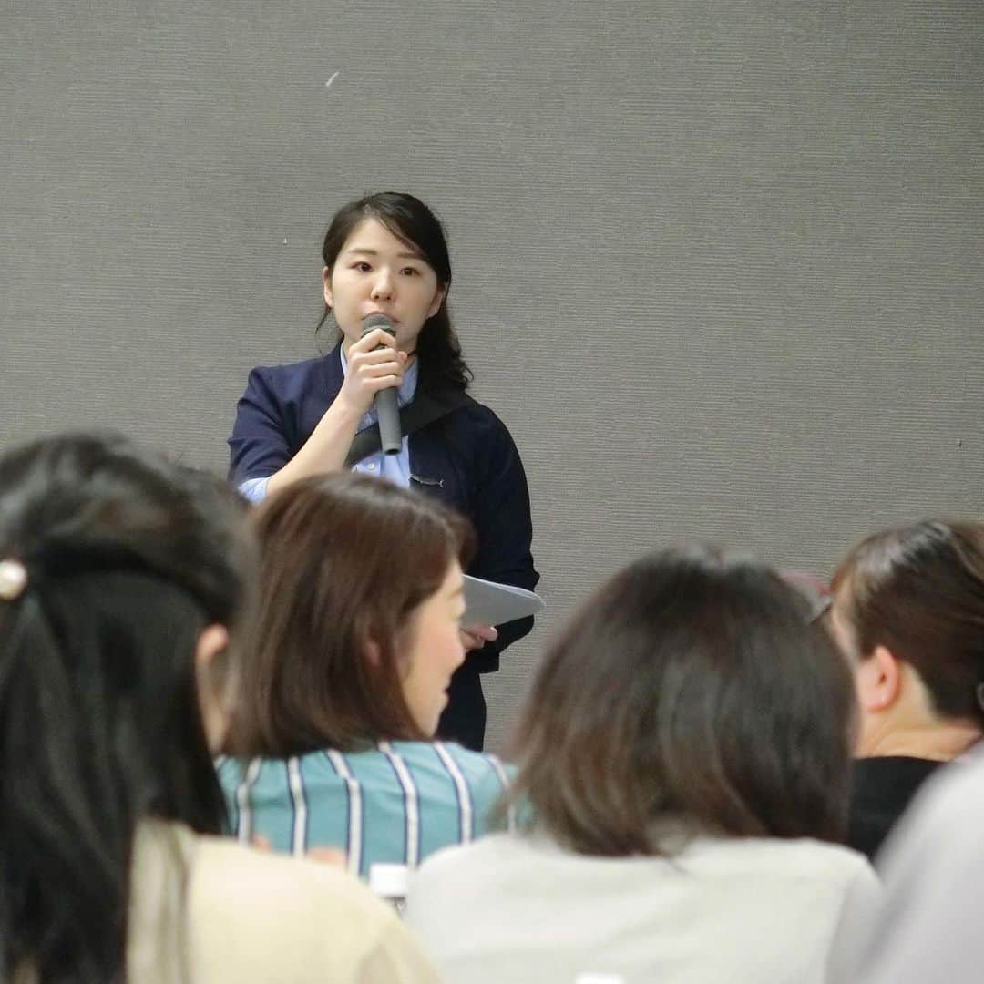にんべん　おだしでキレイ習慣さんのインスタグラム写真 - (にんべん　おだしでキレイ習慣Instagram)「✨活動報告✨﻿﻿ ﻿﻿ 6月1日(土)、にんべんだしアンバサダー　﻿﻿ 2019年キックオフミーティング を行いました！﻿﻿ ﻿﻿ ﻿﻿ 2018年度の活動報告や、2019年度の目標や活動内容などの発表をさせて頂きました🤗❣️﻿﻿ ﻿﻿ ﻿﻿ 今年度は、楽しい企画をた〜くさんご用意して、﻿﻿ 皆さまと楽しみながら「だしのある生活」を盛り上げていきたいと思っています😍✨﻿﻿ ﻿﻿ キックオフミーティングでは、﻿﻿ アンバサダー同士の交流の機会にもなったようで、嬉しいです👭🎶﻿﻿ ﻿﻿ ﻿﻿ キックオフミーティングの様子が気になる方は #にんべんだしアンバサダー で検索してみ下さいね😉🌸﻿ ﻿ ﻿  #にんべん﻿ #にんべんだしアンバサダー﻿ #だしのある生活﻿ #だし生活﻿ #丁寧な暮らし﻿ #だし」6月3日 17時34分 - ninben.dashiambassador