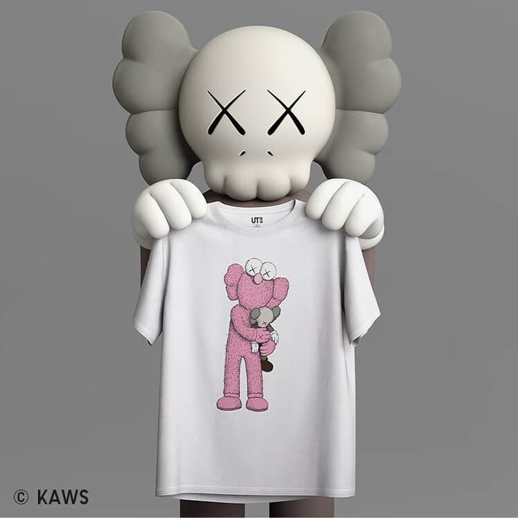 ユニクロさんのインスタグラム写真 - (ユニクロInstagram)「KAWS:SUMMER 2019 UT collection launched today. Make sure to check your local online and in select store for more details. @uniqlo.ut #kaws #ut2019 #kawxuniqlo @kaws #tshirts #ut」6月3日 17時40分 - uniqlo