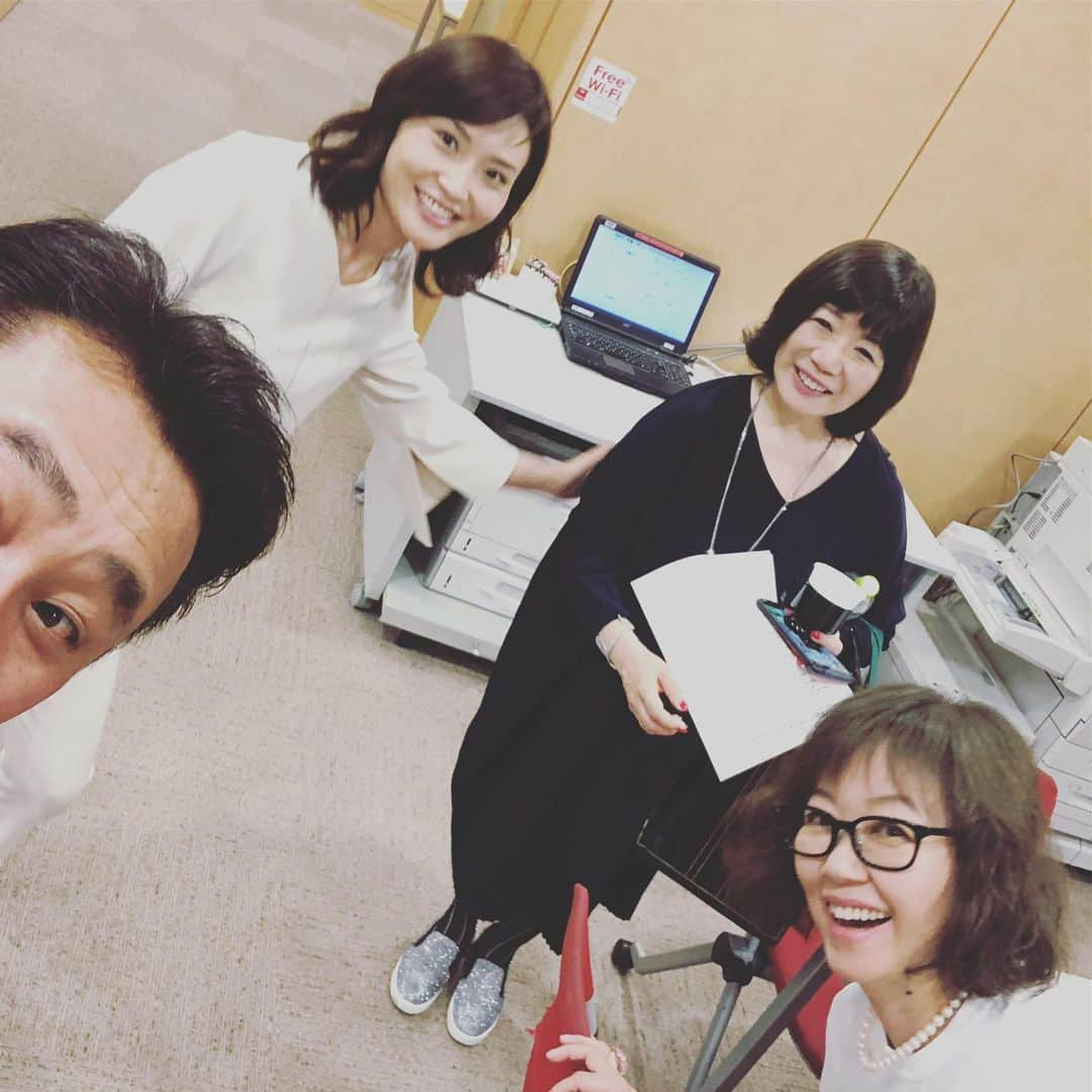 岩本勉さんのインスタグラム写真 - (岩本勉Instagram)「文化放送！ 浅田美代子さん、山田美保子さん、金子恵美さん、皆さん素敵過ぎるやんかぁ！」6月3日 17時42分 - gun18gun18