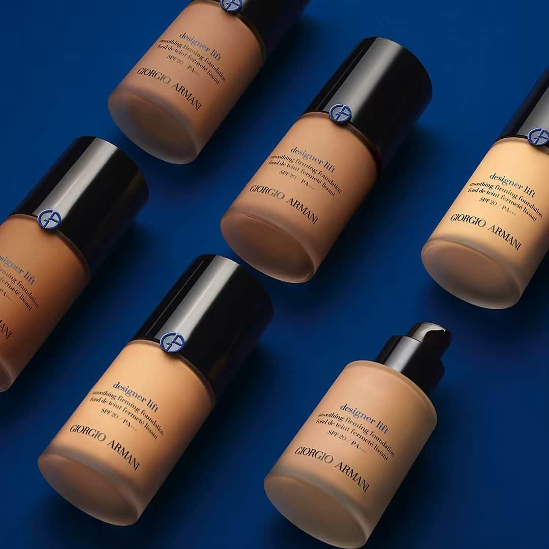 Armani Beautyさんのインスタグラム写真 - (Armani BeautyInstagram)「Rediscover DESIGNER LIFT, the first invisible lifting foundation. Infused with exclusive Prussian pearl pigment, it softens and revives skin for a flawless beauty look.  #ArmaniBeauty #DesignerLift #makeup」6月3日 18時01分 - armanibeauty