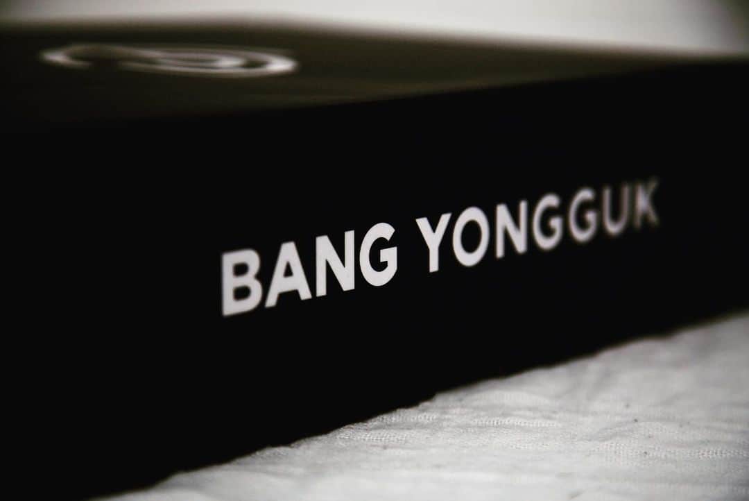 バン・ヨングクさんのインスタグラム写真 - (バン・ヨングクInstagram)「bangyongguk.co.kr #BLACKEDITION」6月3日 18時40分 - bangstergram