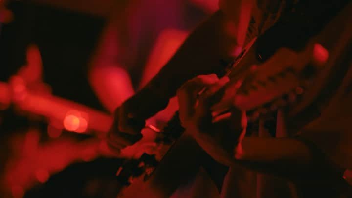 さかしたひかるのインスタグラム：「8月22日に渋谷WWW Xにてドミコのワンマン「WHAT’S UP SUMMER?」開催決定！https://w.pia.jp/t/domico-pr/ ついでに『Nice Body Tour?』。 セミ・ファイナル、恵比寿リキッド・ルームのライブから「裸の王様～服をかして～ペーパーロールスター」の3曲の映像が公開　https://t.co/TAuKzhMTQI」